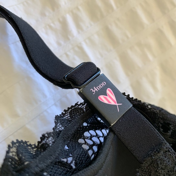 New with tags Lace padded bra-Victoria Secret - Picture 4 of 4